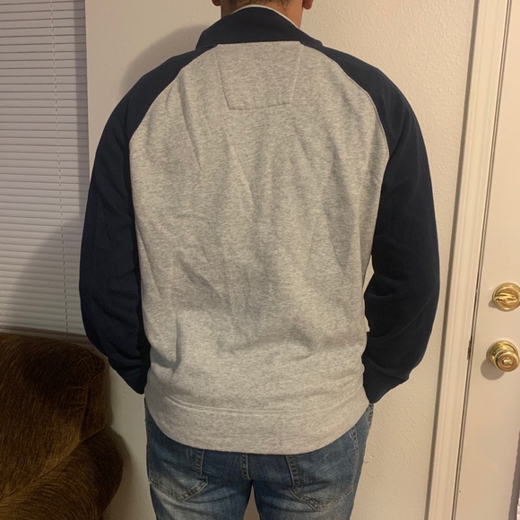 Men’s Nautica Pull Over - Picture 2 of 2